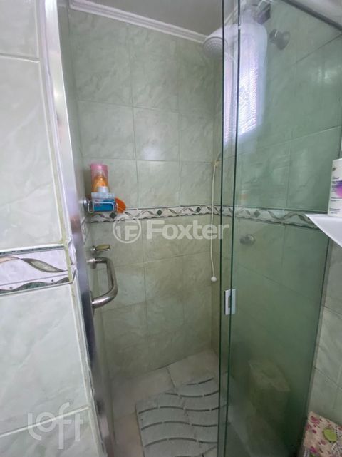 Image 5 - 868039