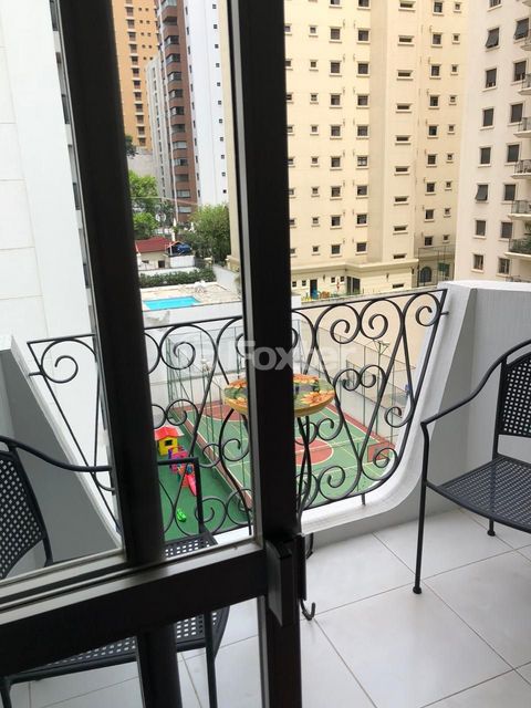 Image 11 - 868040