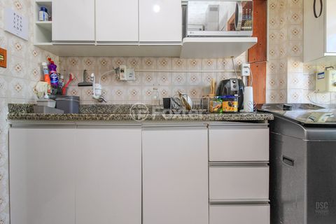 Image 6 - 868050