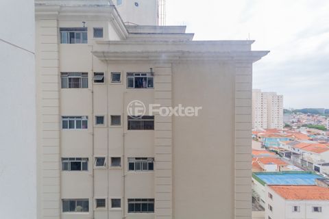 Image 16 - 868090