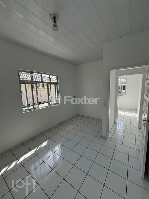 Image 7 - 868095