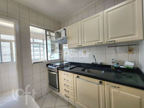 Image 6 - 868096