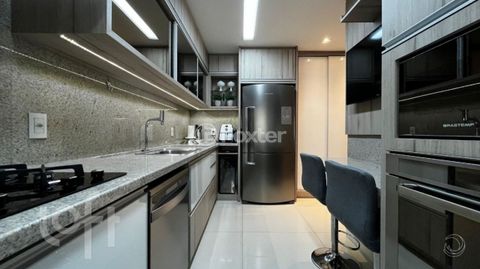 Image 8 - 868107