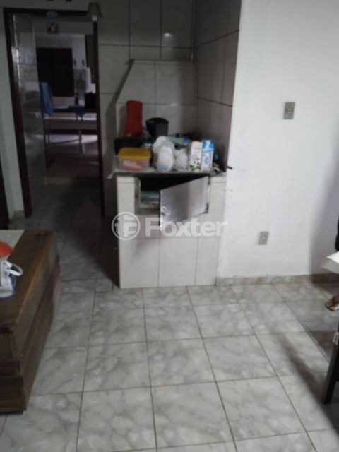 Image 10 - 868112