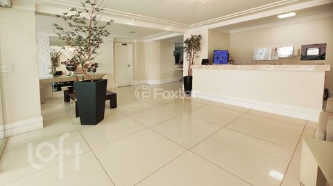 Image 17 - 868114