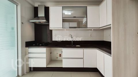 Image 4 - 868114