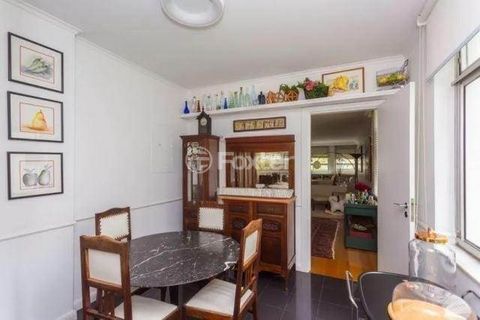 Image 8 - 868116