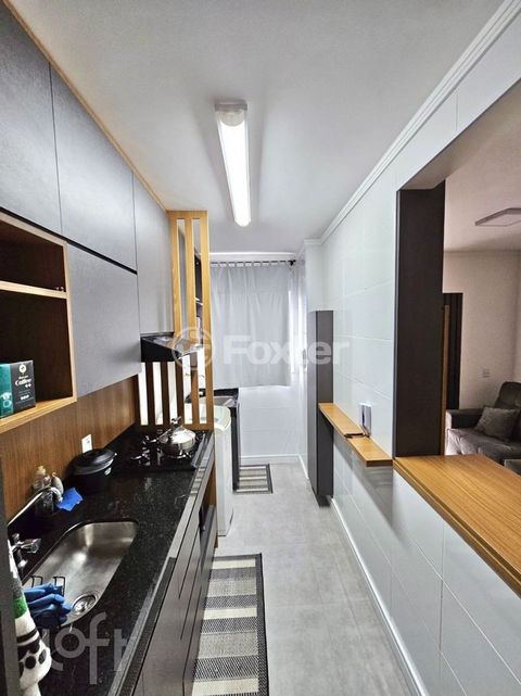 Image 10 - 868143