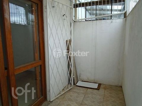 Image 10 - 868159