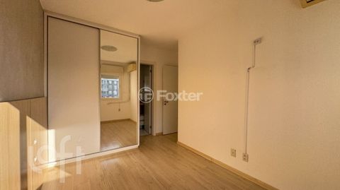 Image 19 - 868165