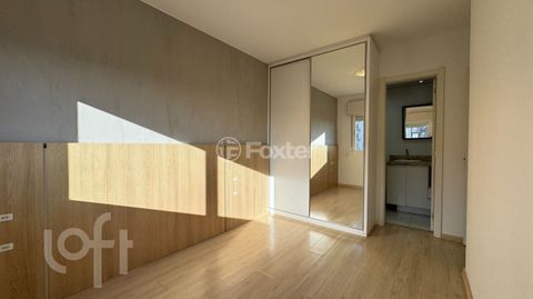 Image 18 - 868165