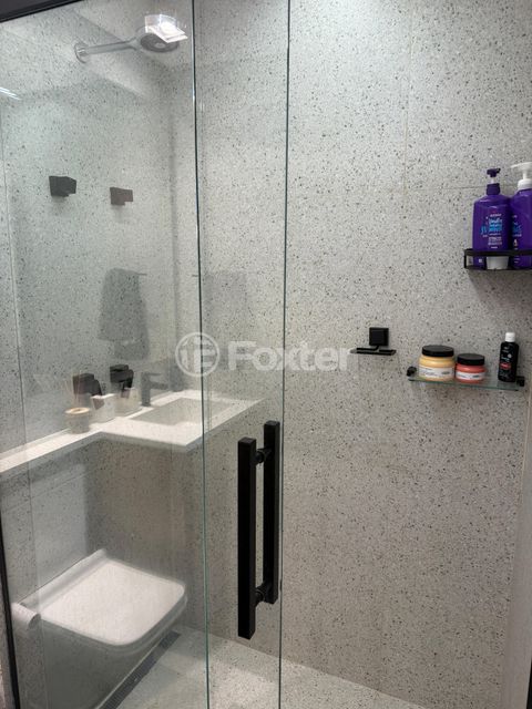 Image 7 - 868190