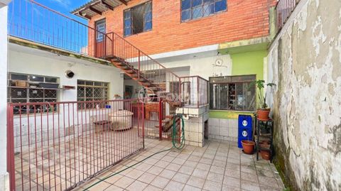 Image 10 - 868216