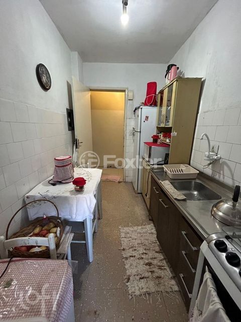 Image 7 - 868255