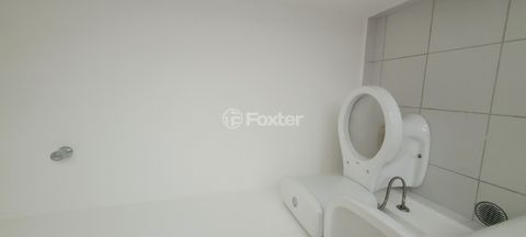Image 4 - 868294