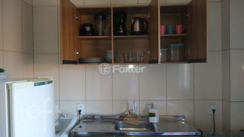 Image 7 - 868298