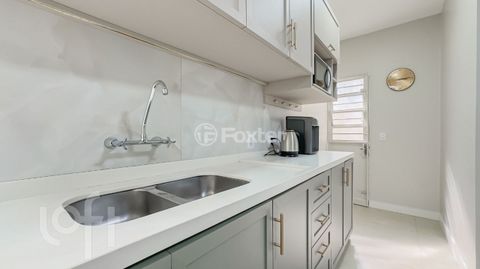 Image 16 - 868307