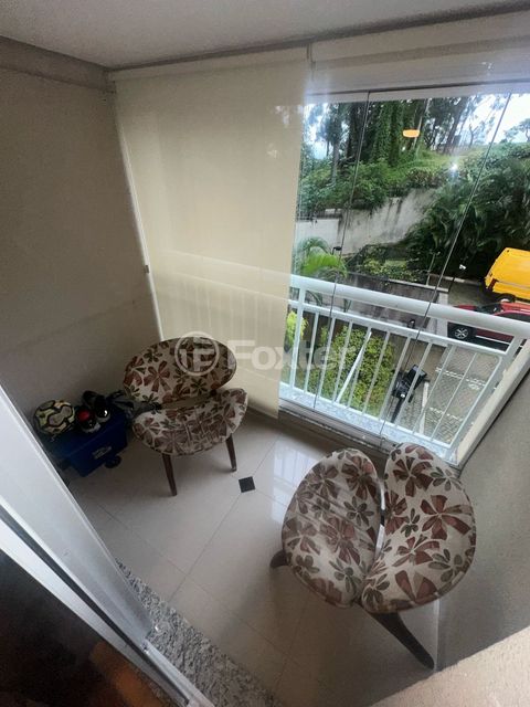 Image 2 - 868319