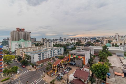Image 10 - 868345