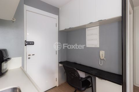 Image 7 - 868346