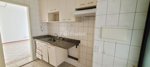 Image 8 - 868349