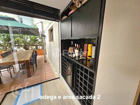 Image 5 - 868384