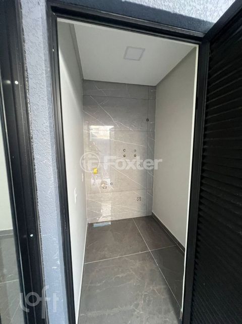 Image 5 - 868387