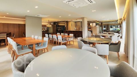 Image 14 - 868470