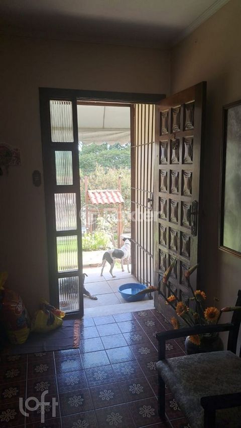 Image 6 - 868497
