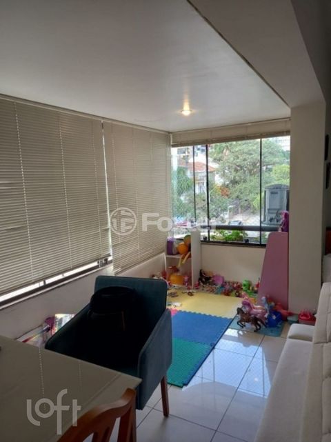 Image 3 - 868508