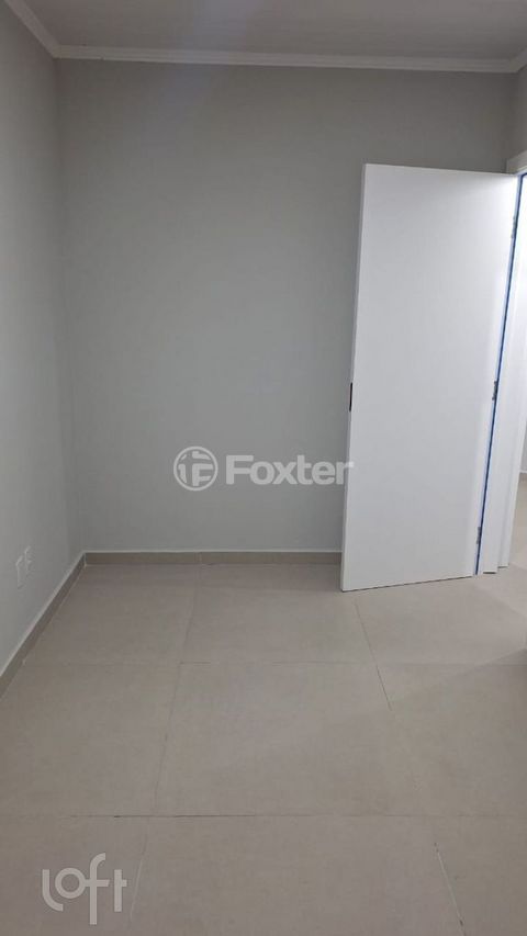 Image 8 - 868526
