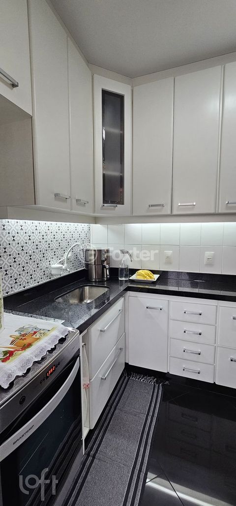 Image 4 - 868536