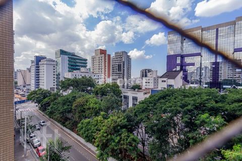 Image 4 - 868540