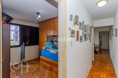 Image 8 - 868540