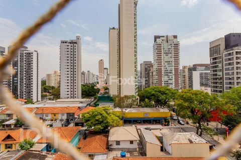 Image 8 - 868542
