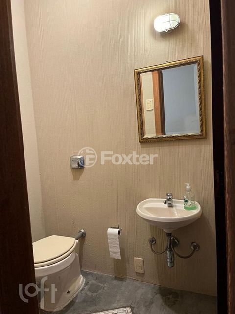 Image 7 - 868558