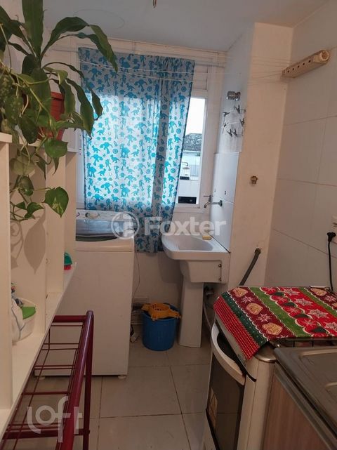 Image 6 - 868561