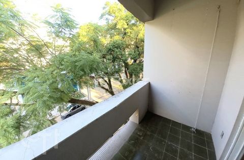 Image 1 - 868573