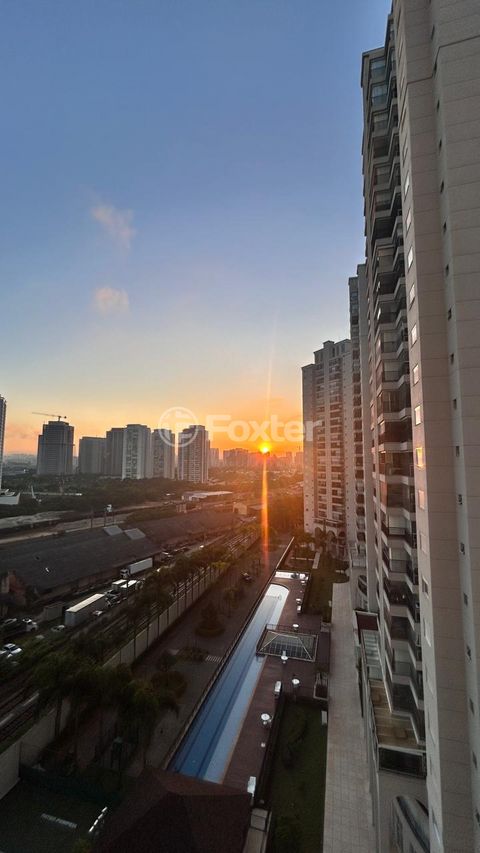 Image 6 - 868586