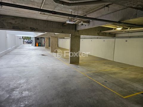 Image 9 - 868587