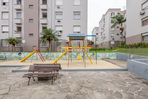 Image 10 - 868591
