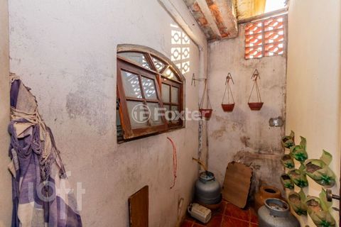 Image 14 - 868598