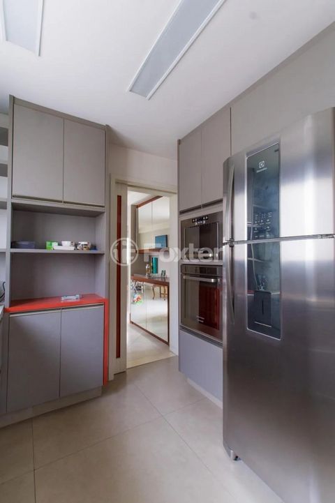 Image 8 - 868619