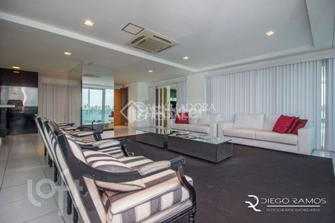 Image 7 - 868629