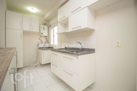 Image 13 - 868639