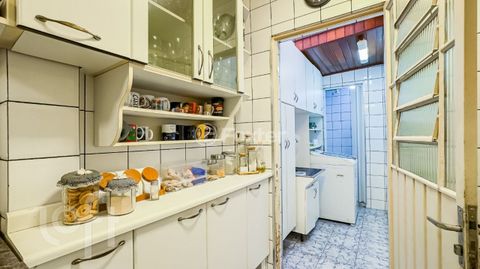 Image 14 - 868651