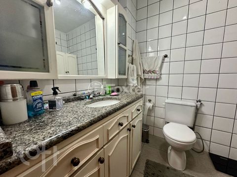Image 4 - 868651
