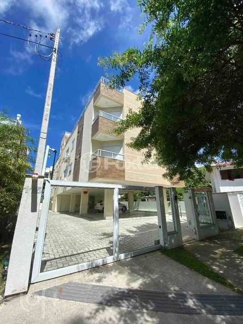 Image 19 - 868666