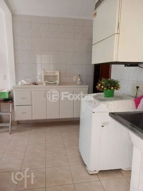 Image 9 - 868672