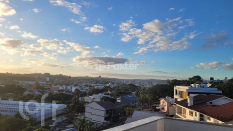 Image 17 - 868679